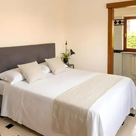 アパート Tenuta Terenzi Relais - Appia Antica With Pool By Rhr ローマ