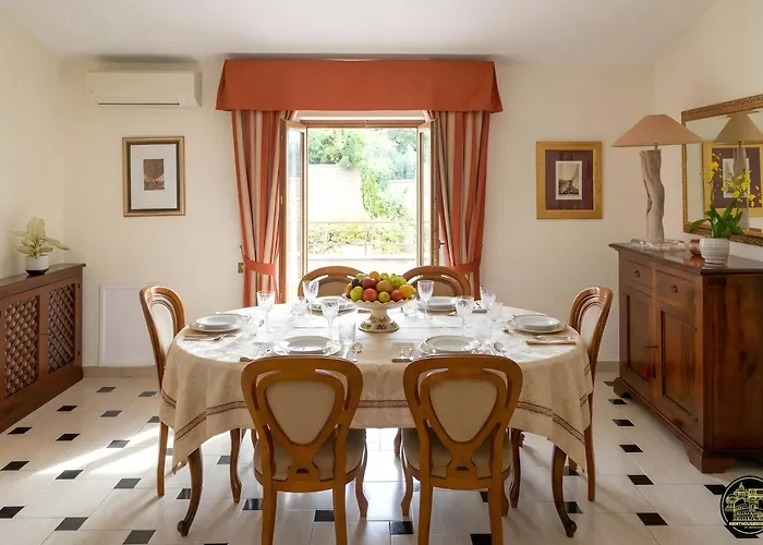 アパート Tenuta Terenzi Relais - Appia Antica With Pool By Rhr ローマ